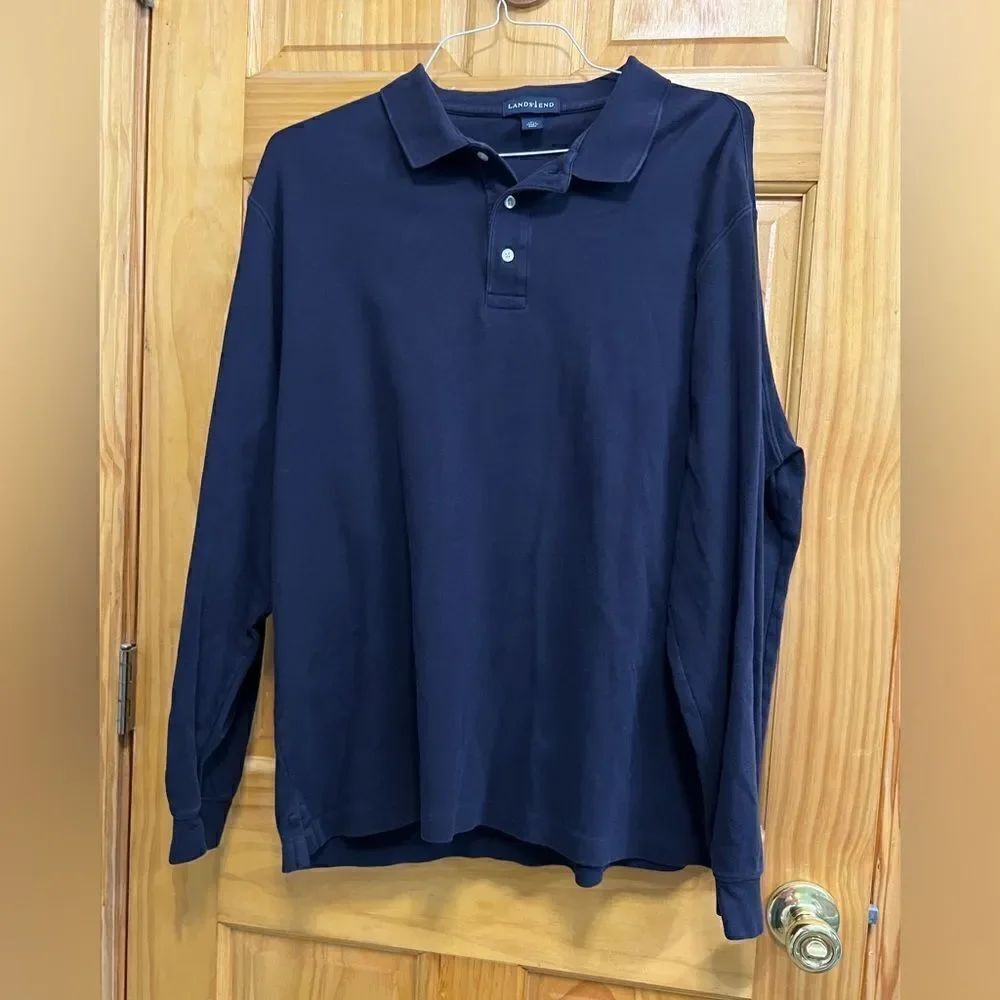 Lands’ End navy blue size XL 3 button pullover